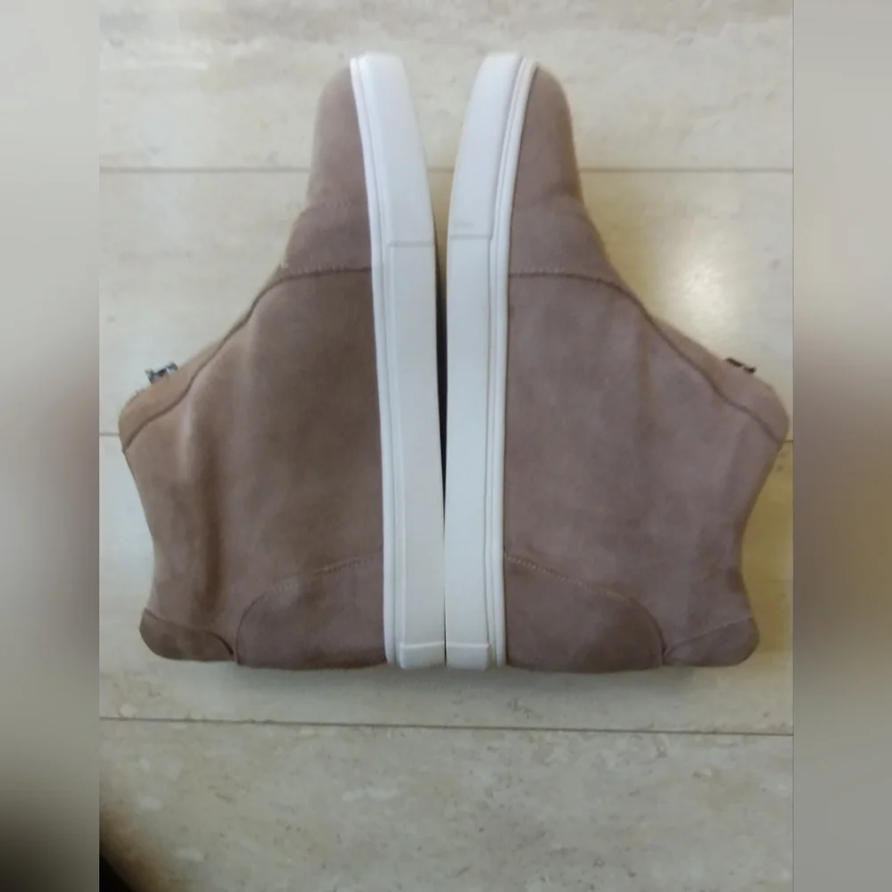 Blondo Glenda suede wedge sneakers shoes zip up taupe size 7.5 - Picture 10 of 13